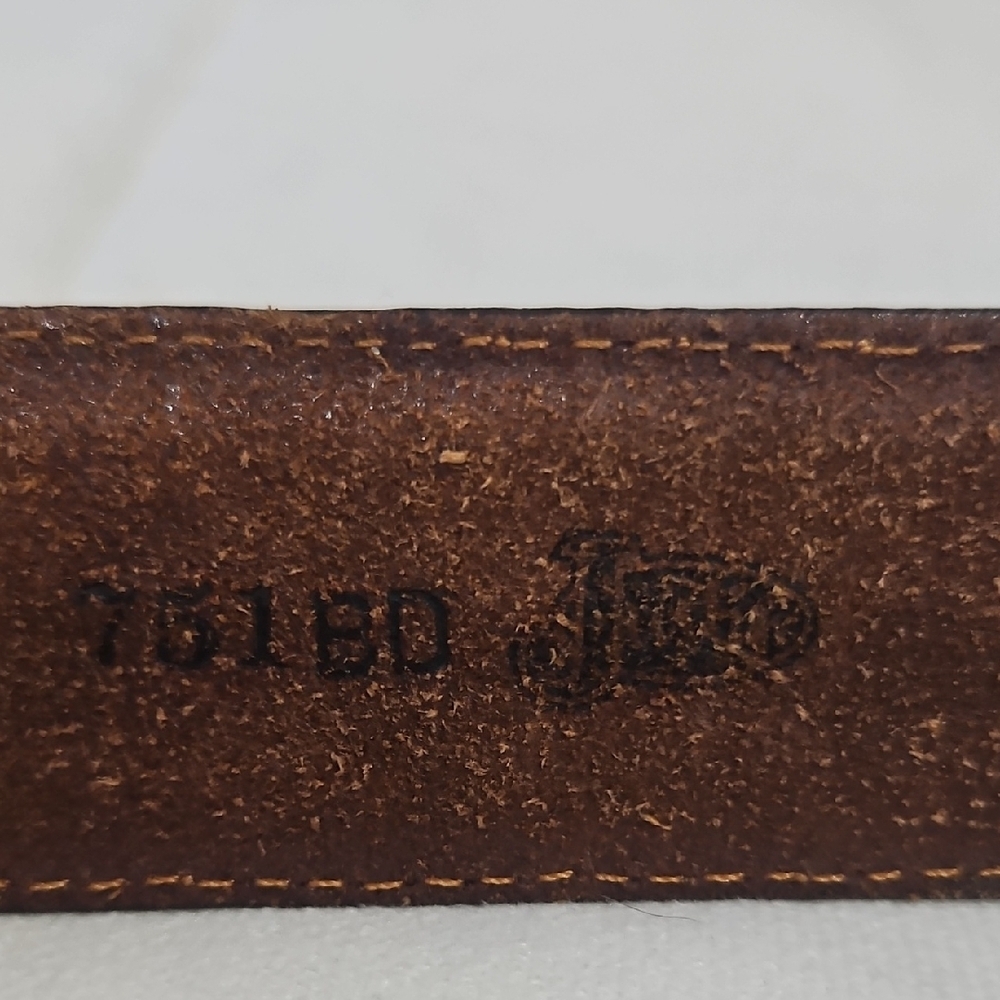 Brown Leather Belt with Intricate Tooling - Picture 2 of 11